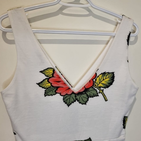 ASOS white floral skater dress size M - Picture 3 of 3